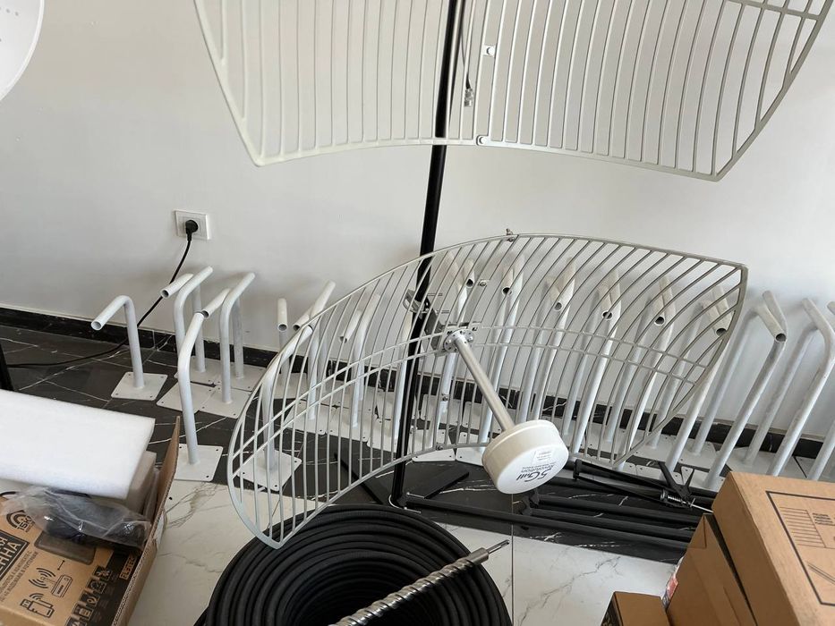24dBi MIMO Parabolik Antenna GSM 2G 3G 4G LTE 5G
