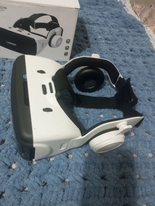 VR очки с геймпадом