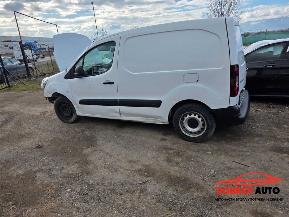 **САМО НА ЧАСТИ***  Peugeot Partner 1.6HDI,Ръчни скорости, 32 000km