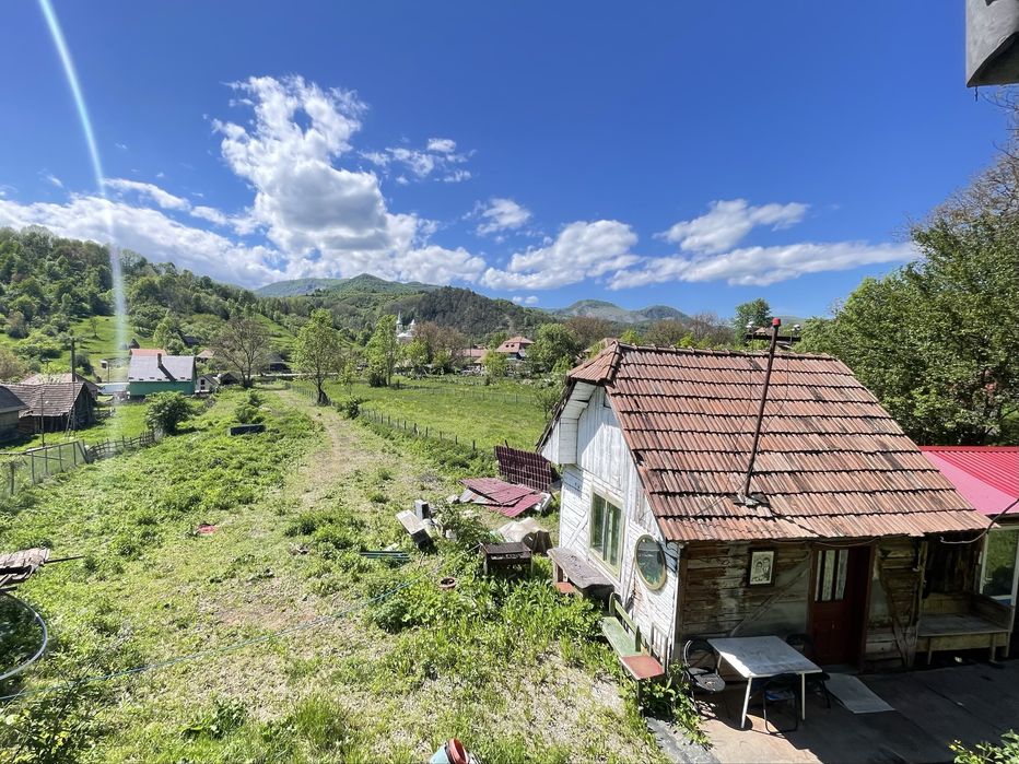 Casa Ocolis, Jud. Alba 1100 mp teren.