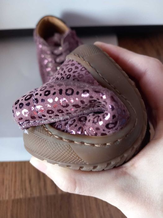 Vand papuci fetite nr 22