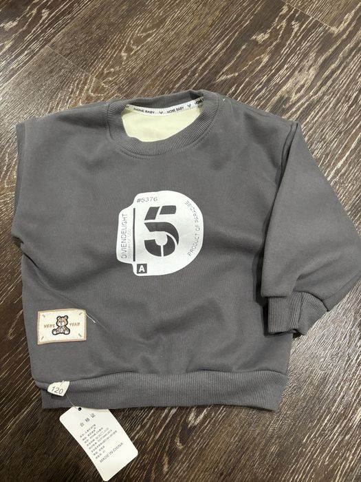 Детская кофта / свитшот, новая