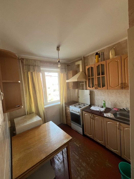 Продам 3х-комнатную по Маяковского