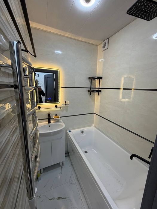 Продается 3 комнатная квартира Чиланзар Г9а ор Фархадский рынок