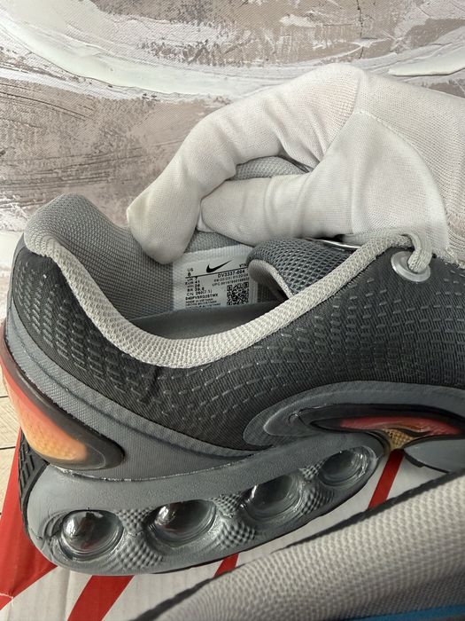 Nike Air Max DN Grey Orange