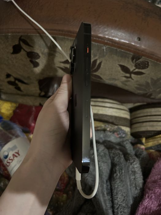 Продаётся Айфон 14 pro 256гб