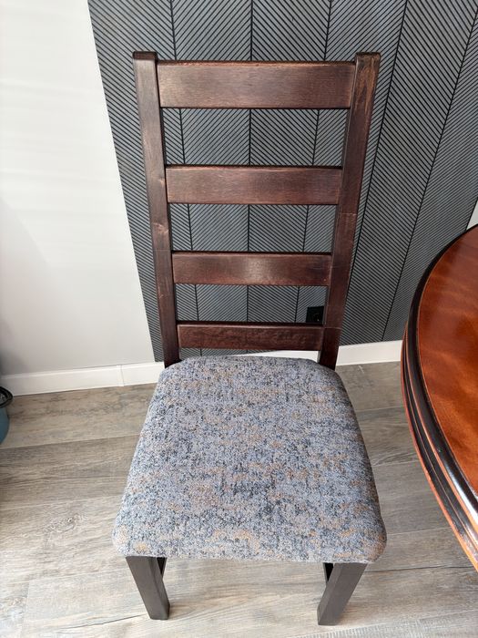 Продам стол со стулями