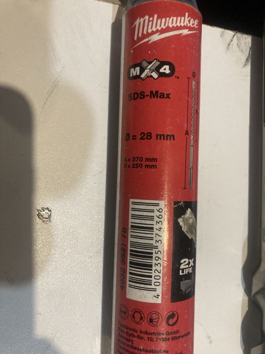 Burghiu Milwaukee Sds Max 28x370mm 4 cutite Nou Germania