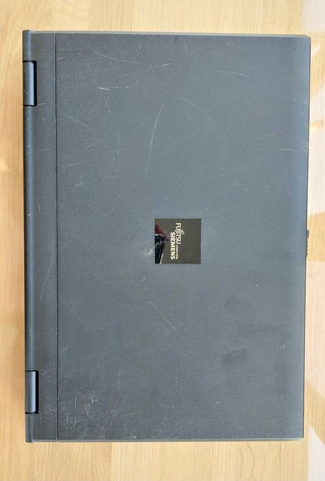 Laptop Fijitsu Siemens Amilo defect