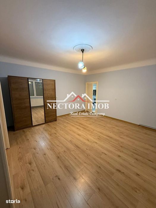 NECTORA IMOB-Apartament la casa, curte proprie, 86 mp, Parcare, 3 cam.