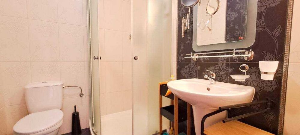 Дава се под наем Тристаен апартамент в Свети Влас - 90 кв.м за 650 € - Снимка #1