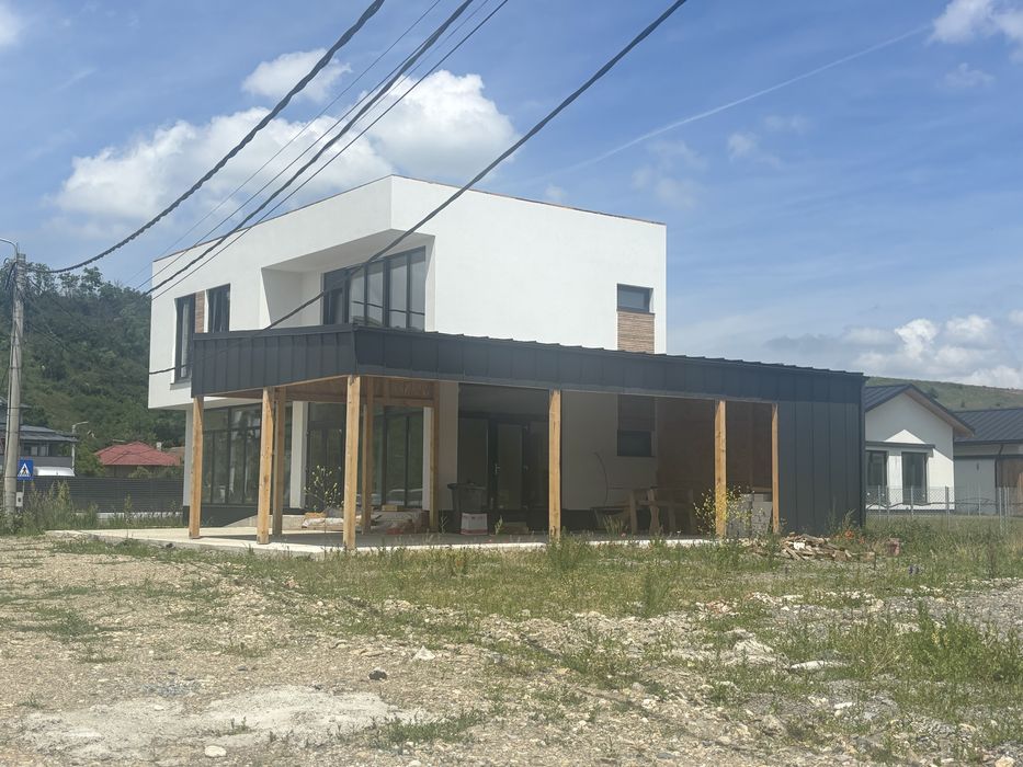 Spatiu Comercial