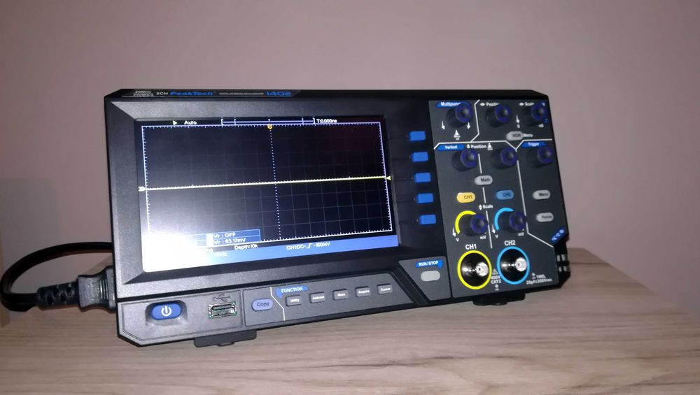 Osciloscop digital PeakTech P1402