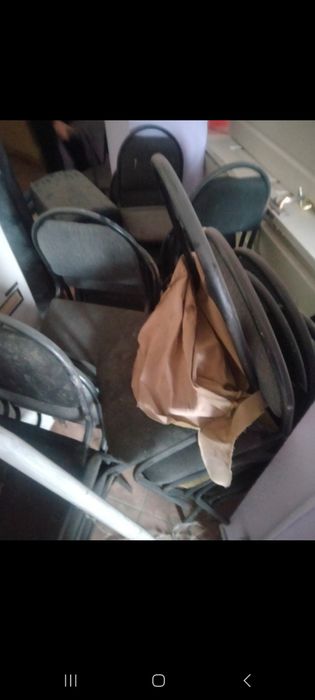 Стулья офисные б/у