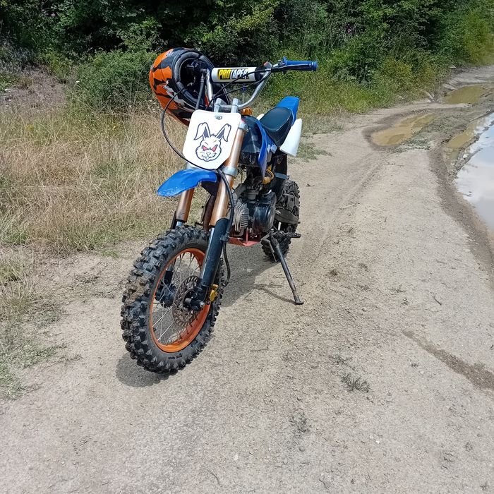 Продавам кросов мотор 125кубика 4тактов