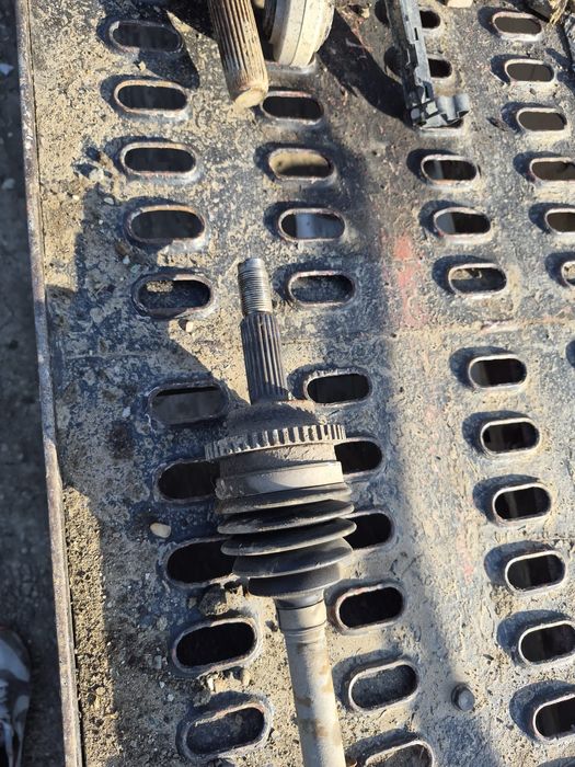 Planetara dreapta  Chevrolet Spark 2013 hatchback 1.0 benzina