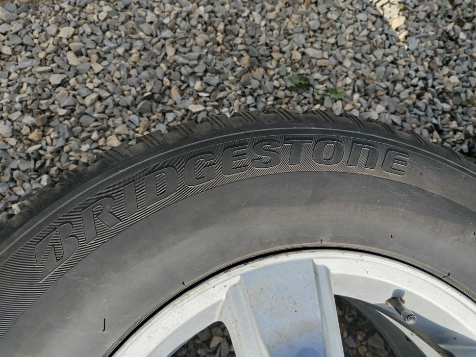 Продам резину в коплекти сдисками