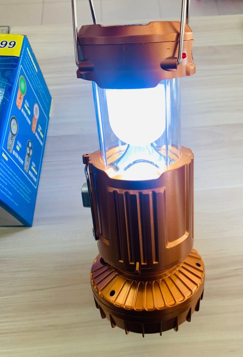 Соларна къмпинг лампа