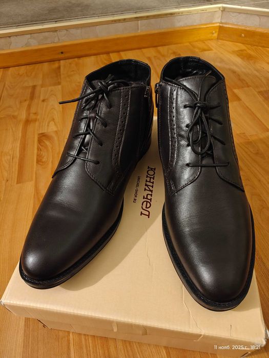 Ботинки модельные Unichel (Россия),зима,кожа+мех,оригинал,новые,р-р 43