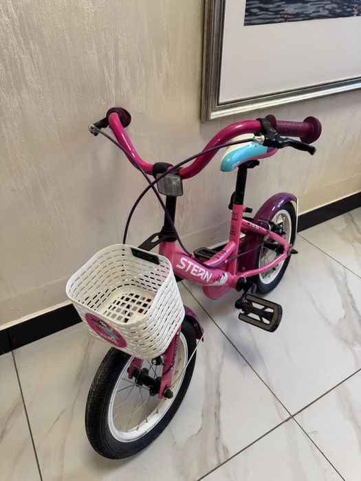 Велосипед в отличном состоянии для девочки 3-7 лет