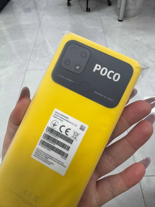 Vand telefoane diferite modele