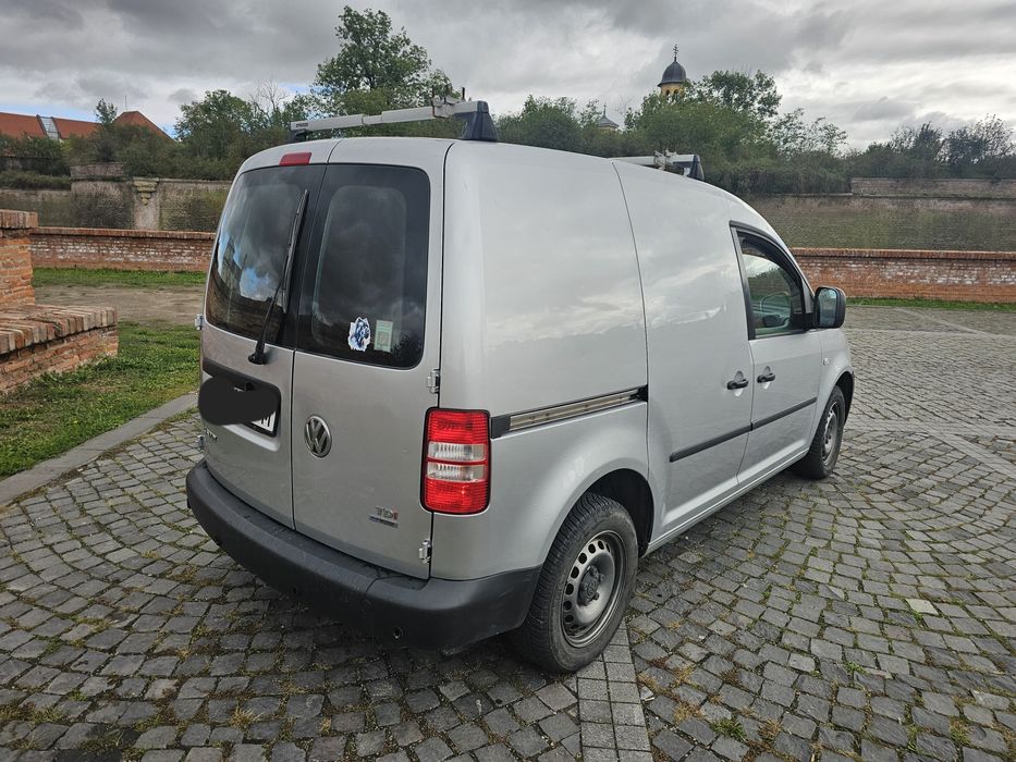Volkswagen CADDY 2011