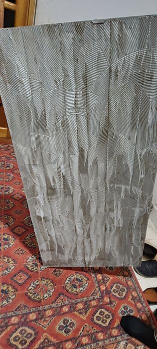 Kafel Sotiladi b/u  1,20×0,60 umuman zur holatda 100 kvt bor