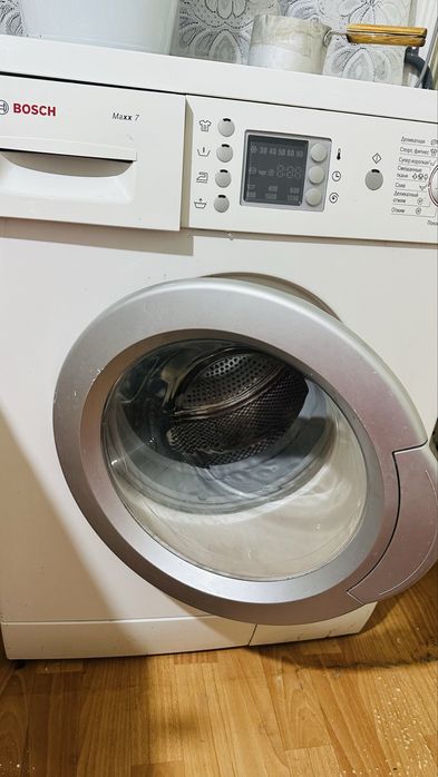 Продам стиральную машину BOSCH