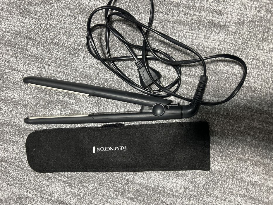 Placă de îndreptat părul Remington