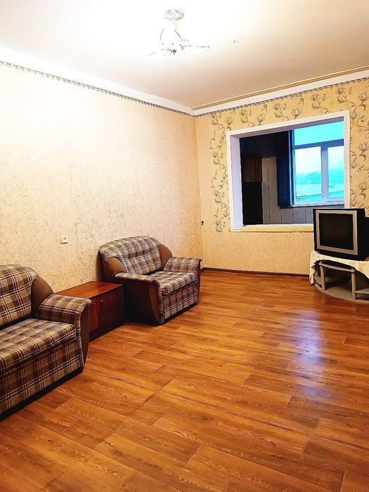 Сдаётся двухкомнатная квартира