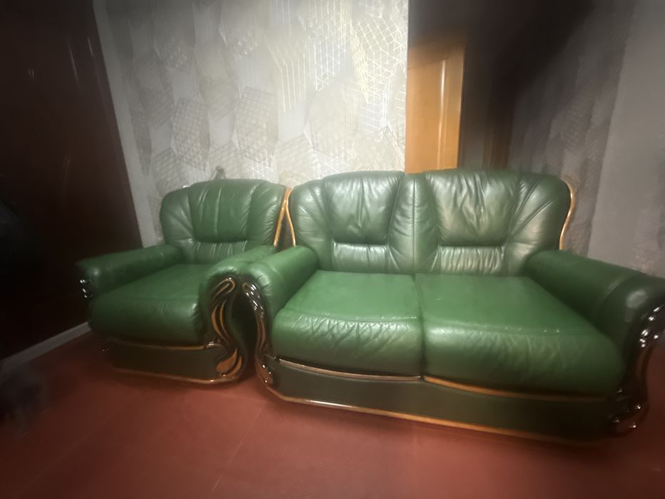 Диван с скреслом