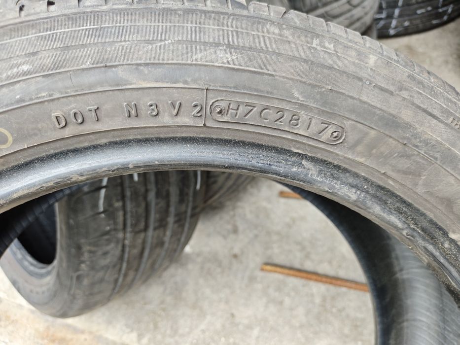 215/50/18 TOYO Japan