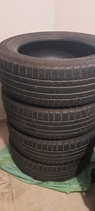 Летни гуми suv Nokian 225 60 18