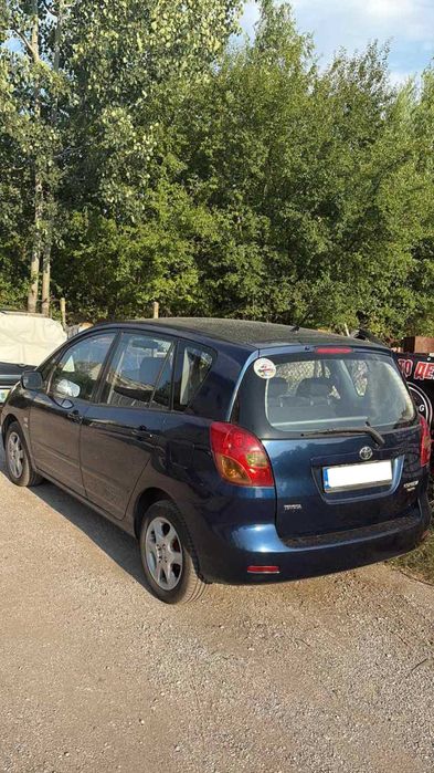 Toyota Corolla Verso (Тойота Корола Версо)