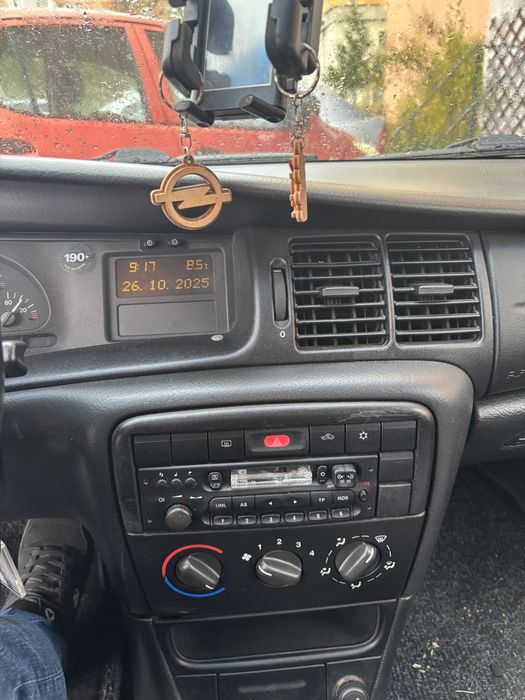 Opel vectra B 1.6 100cai