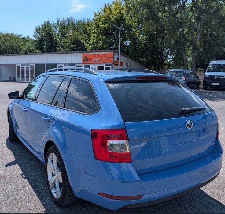 Skoda Octavia 4x4 DSG 184CP .TVA Deductibil