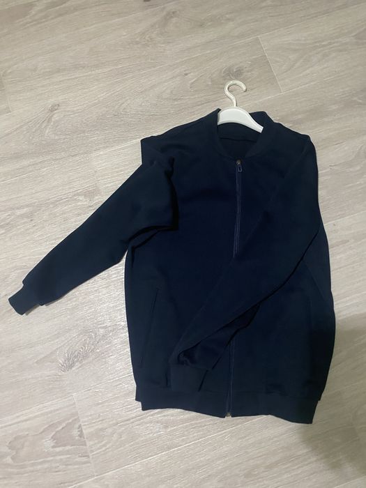 Продам бомбер кардиган пару раз носил