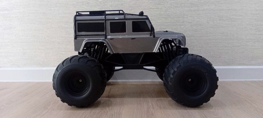 Машинка новая! От компании EE.