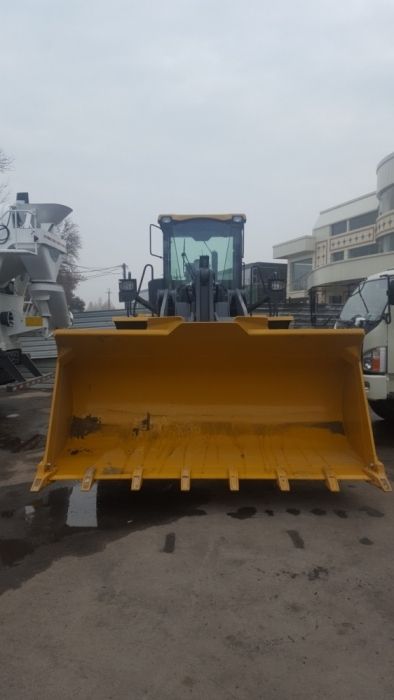 Погрузчик 3м3 5тн LW500FN