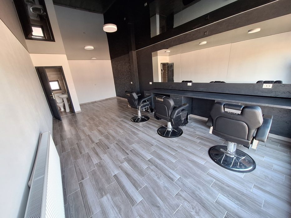 Inchiriez Salon Frizerie/Coafor