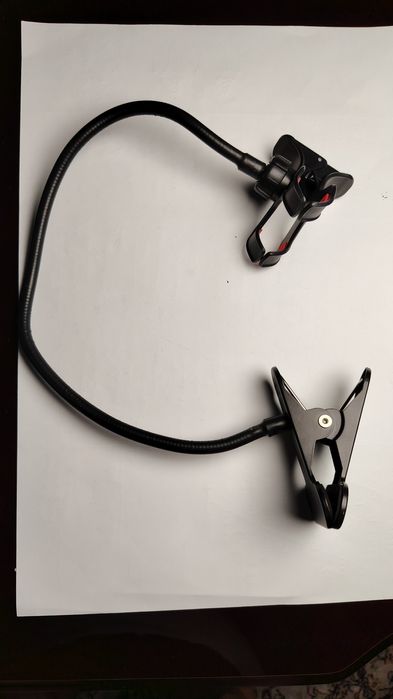 Держатель телефона на кровать