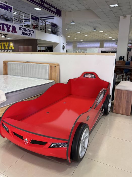 Детская кровать в отличном состоянии б/у