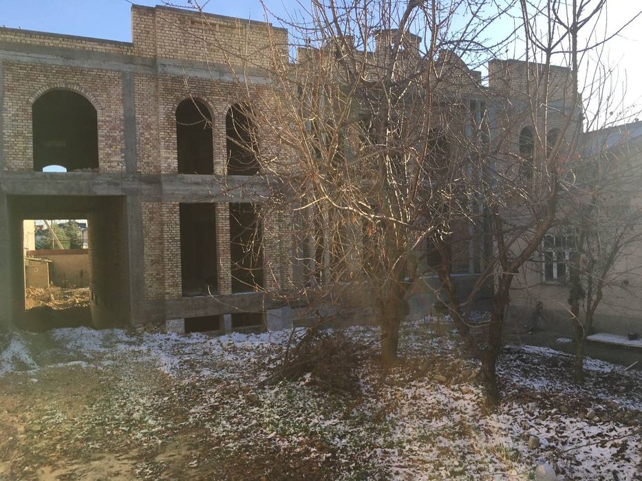 Продаётся участок 12 соток с коробкой