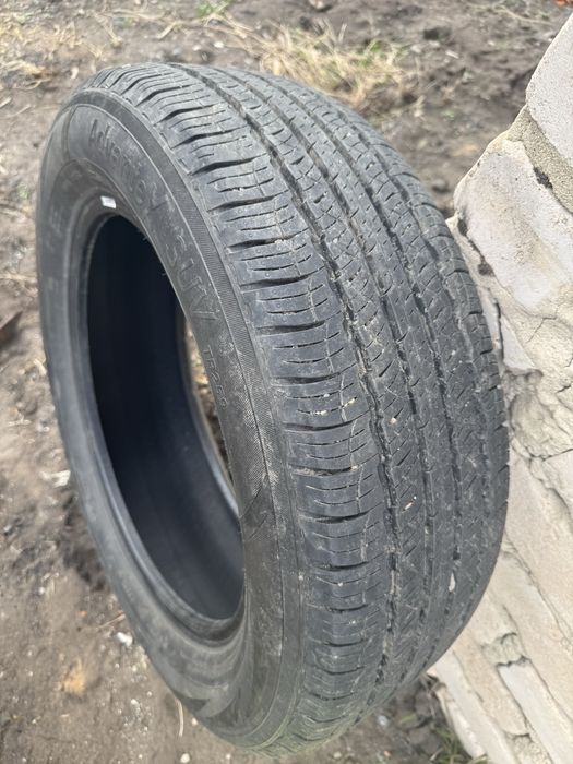 Продам 2 шины Triangle 215/60/r17