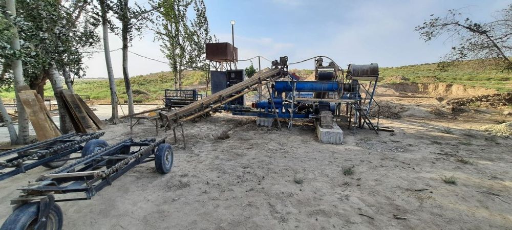 Гишт заводи сотилади НАВОИЙ.