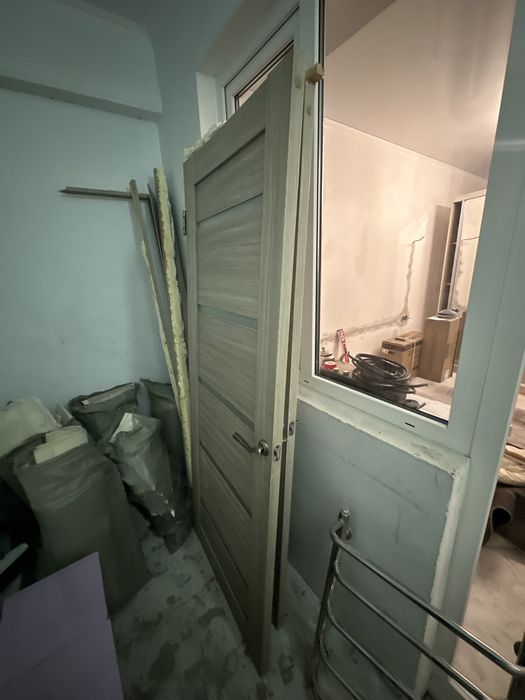 Продам 3 двери с ручками 80,80,70