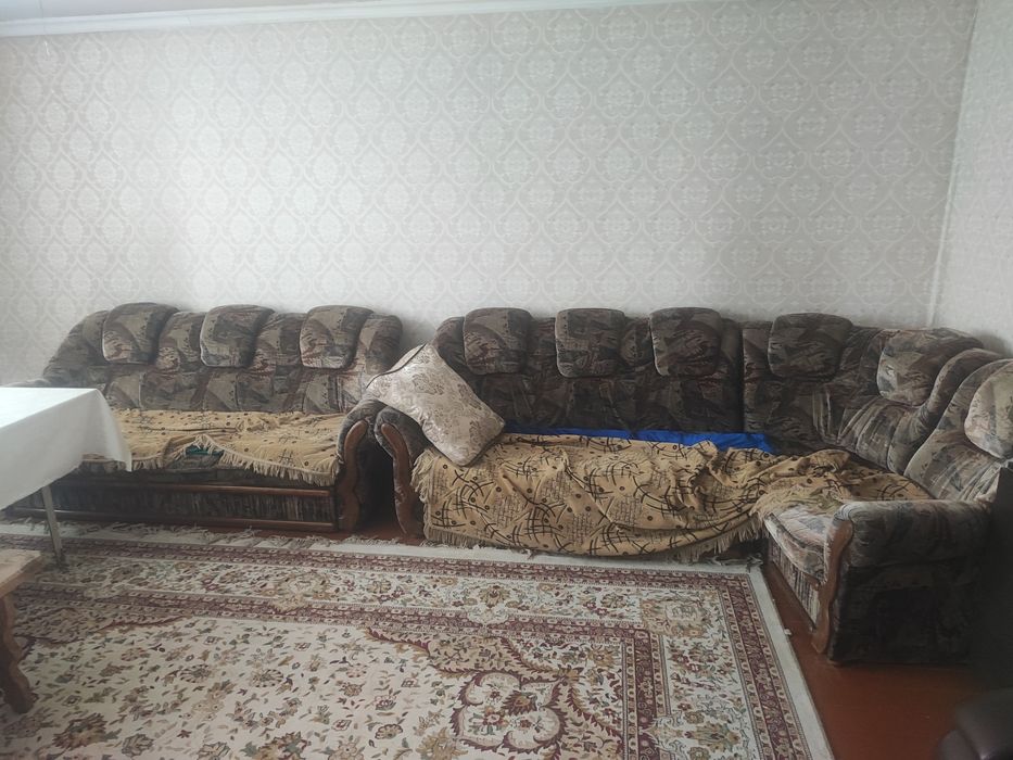 Диваны с крестом