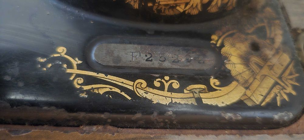 Masina cusut SINGER originala, fabricata in 1872 - rarirate colectie