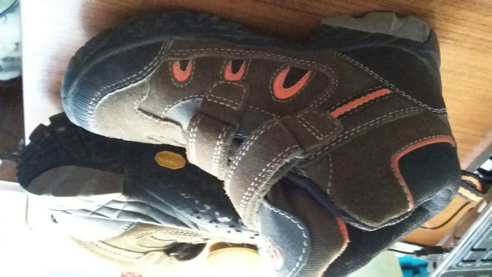 Кроссовки ботинки