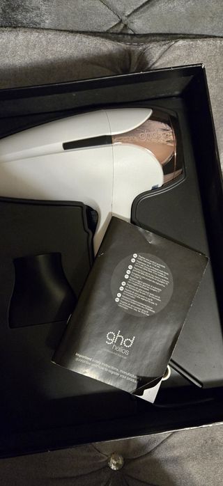 GHD Helios сешоар с приставка за изправяне